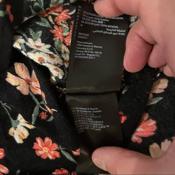 H&M black multicolour floral drawstring blouse Size 10 - Picture 9 of 11